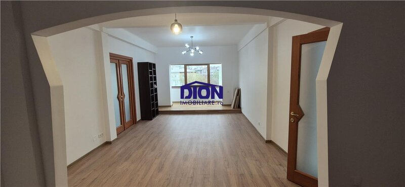 Natiuile Unite, ultracentral, apartament superb 3 cam.,